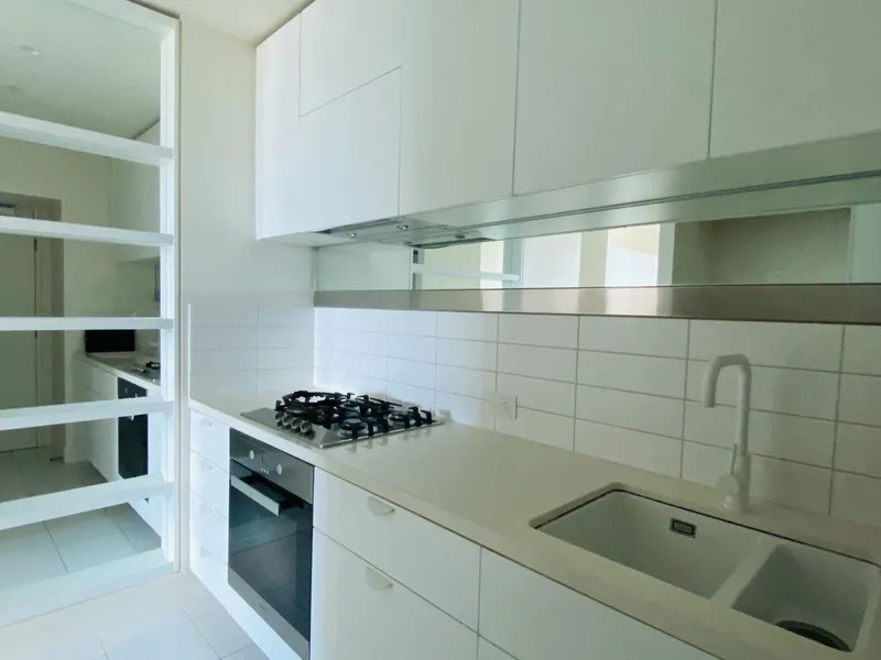 One Bedroom PLUS Study @Heart Of CBD