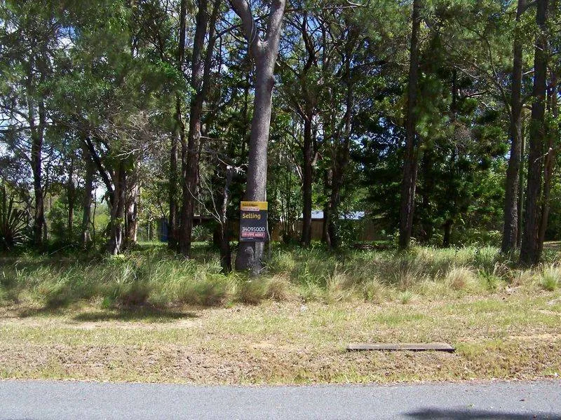 CORNER BLOCK FRONTING SEALED ROADS