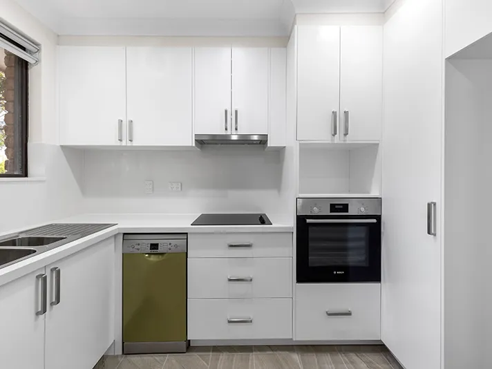 Don’t miss out on this tastefully renovated dream unit