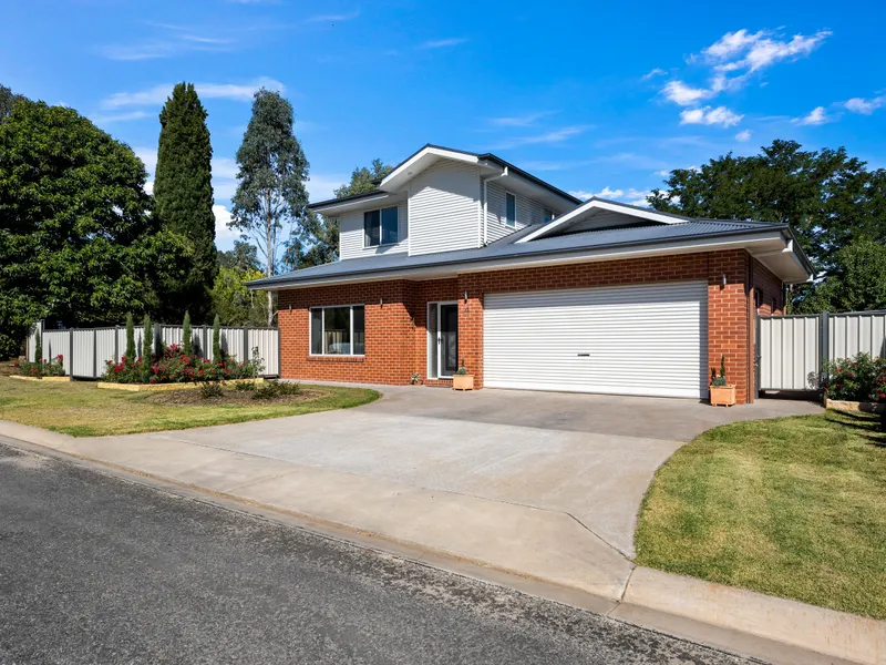 Stylish & Picturesque Views