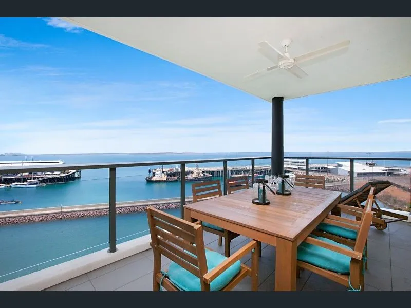 Two bedroom, two bathroom. Panoramic prime location Darwin harbour views/Large Balcony. Absolutely spoil yourself! The Ultimate in City Living!