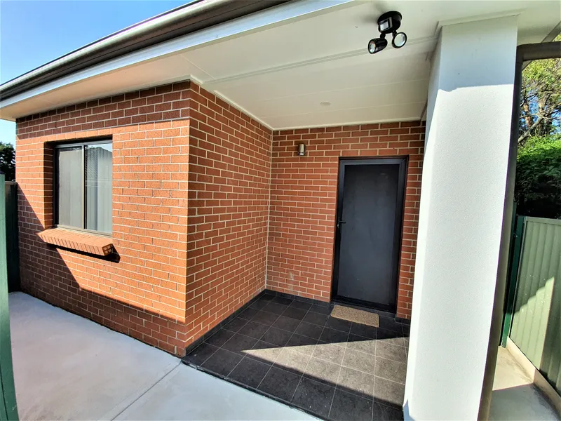 GREAT LOCATION AND COZY LIVING !!!