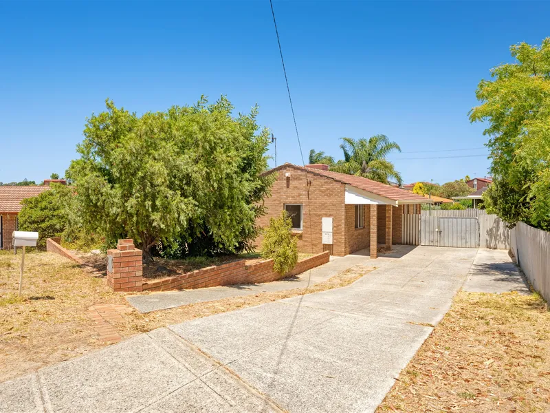 3 x 1 Home with Large back yard