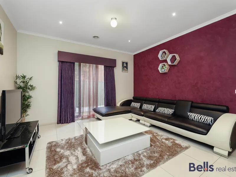 Great Lifestyle or Wise Investment Opposite The Park