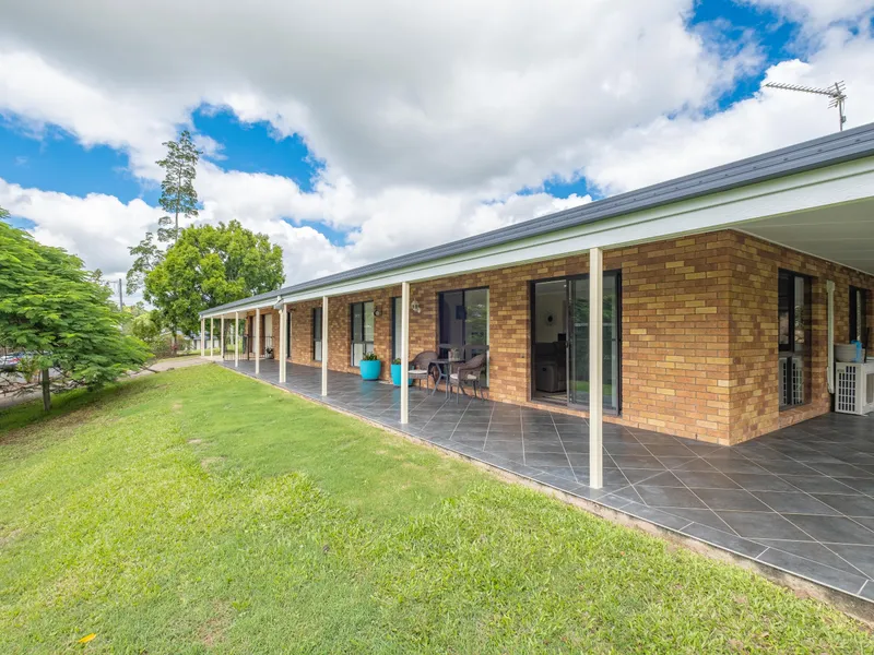 A Beautiful Family Home with Stunning Mary Valley Views!