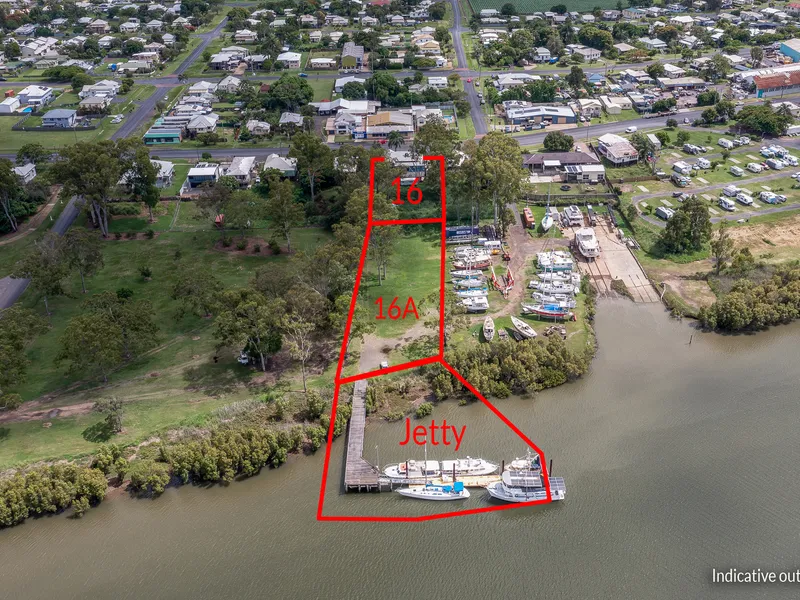 Highset Queensland on over an acre of land space with your own Jetty!