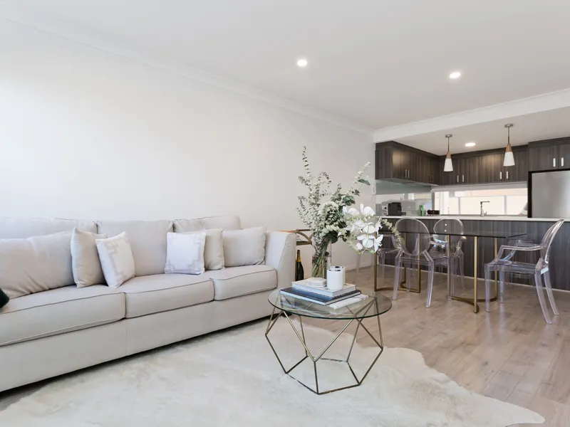 Ultra Sleek Contemporary Lifestyle! 