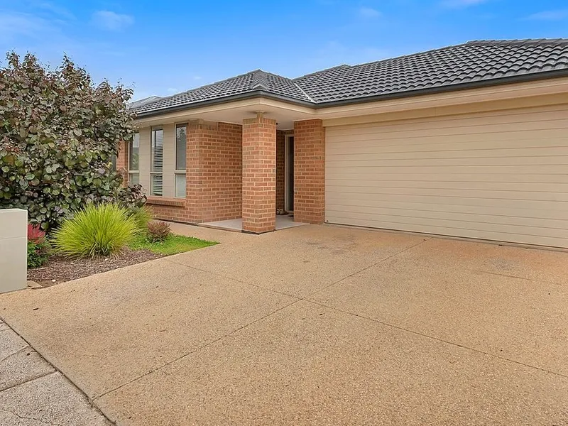 4 BEDROOM HOME, AMAZING LOCATION