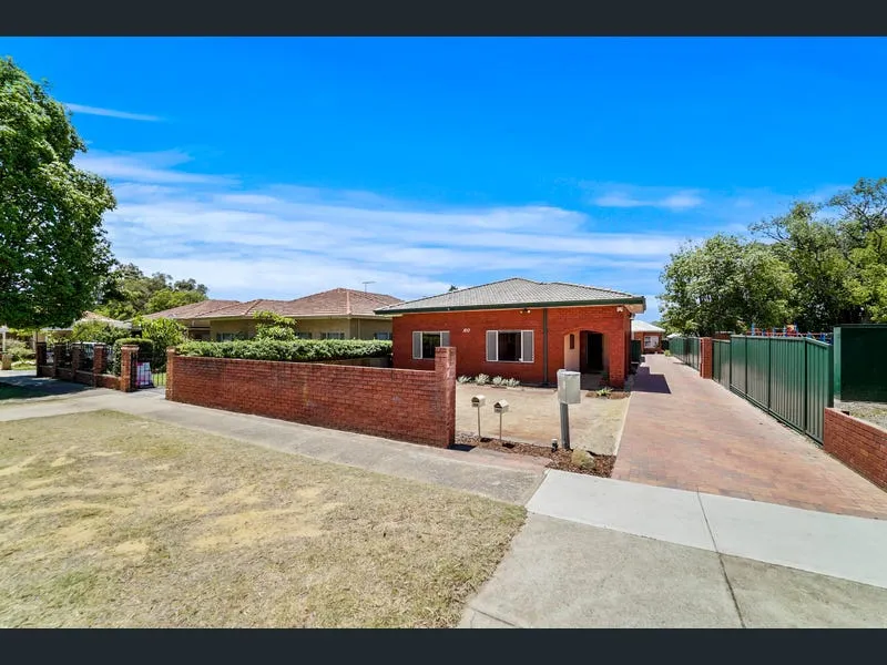 When location matters... This is it!