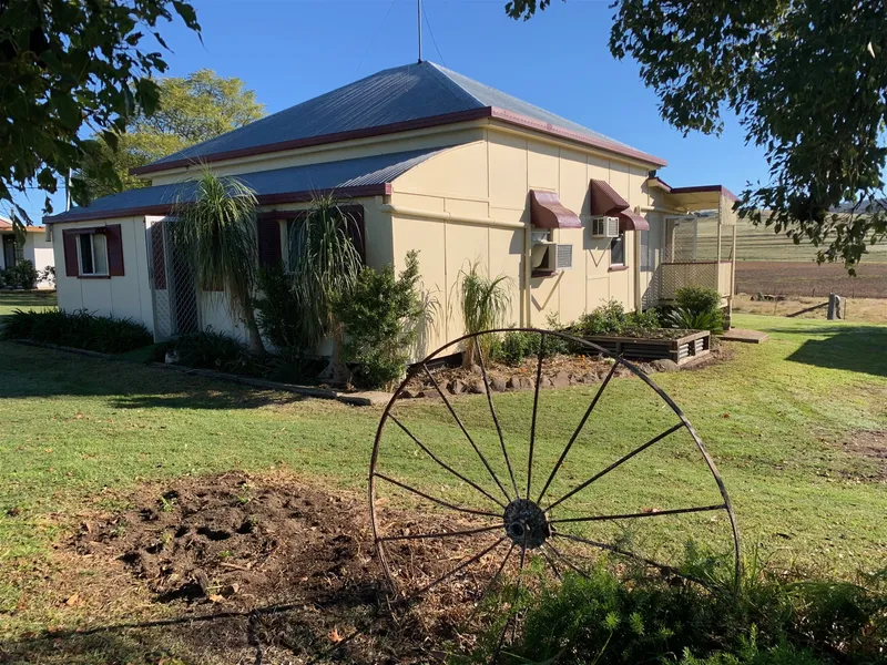 House on 1 Acre
