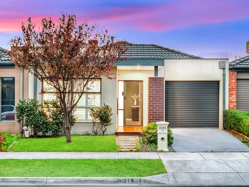 Stylish & Convenient Living in Arbourlea Estate, Cranbourne North