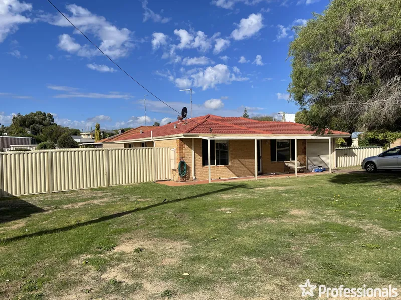 OPEN TO VIEW SATURDAY 13TH OF MAY AT 10.30AM