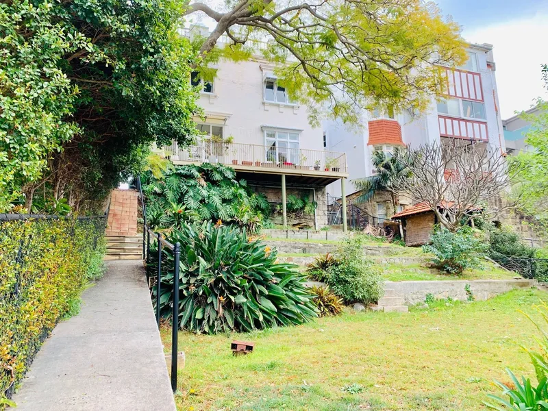 Fantastic apartments in the heart of McMahons Point!