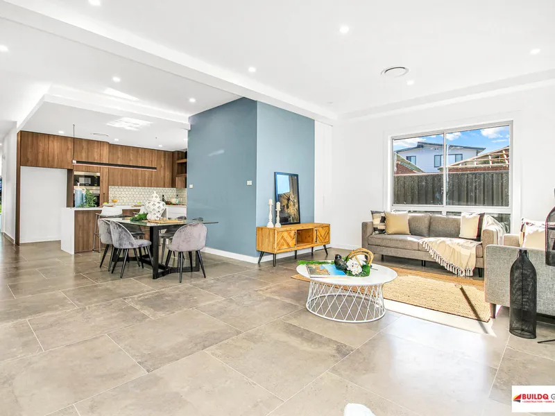 North Facing Double Storey House With Luxury Inclusions Nestled In The Heart Of Akuna Vista