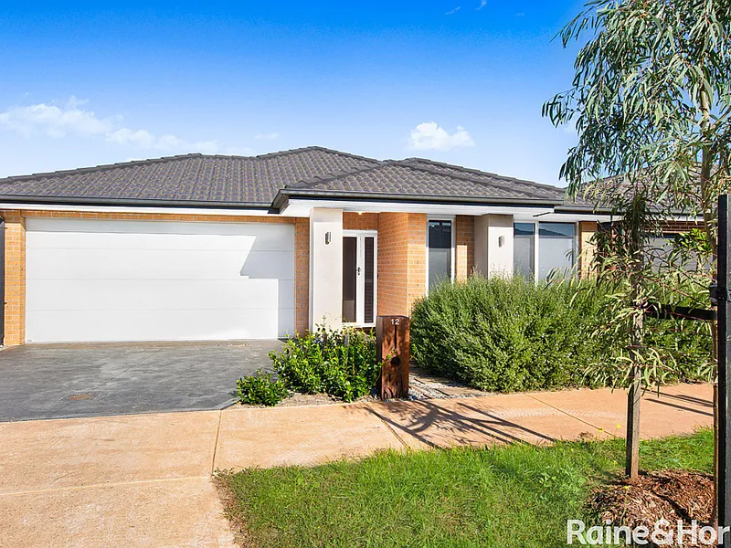 A PORTRAIT OF CHARM AND PERFECTION WITH QUALITY TO MATCH