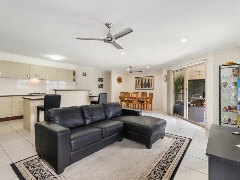 Neat as a pin; family home in elevated Moggill