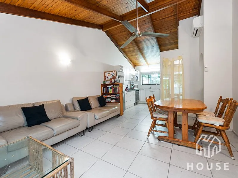 LOW COST! HIGH YIELD! AWESOME LOCATION!