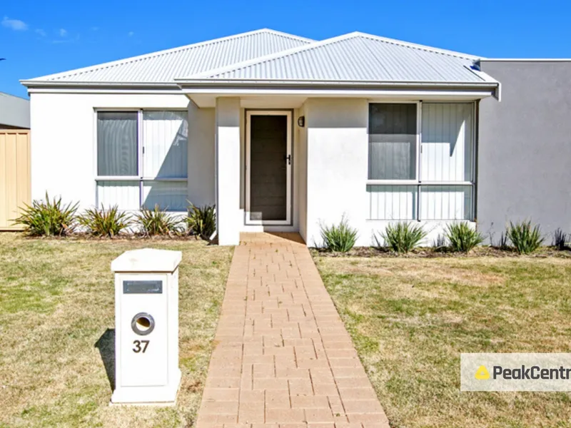 Spacious Family Home Set In Family Friendly Neighbourhood