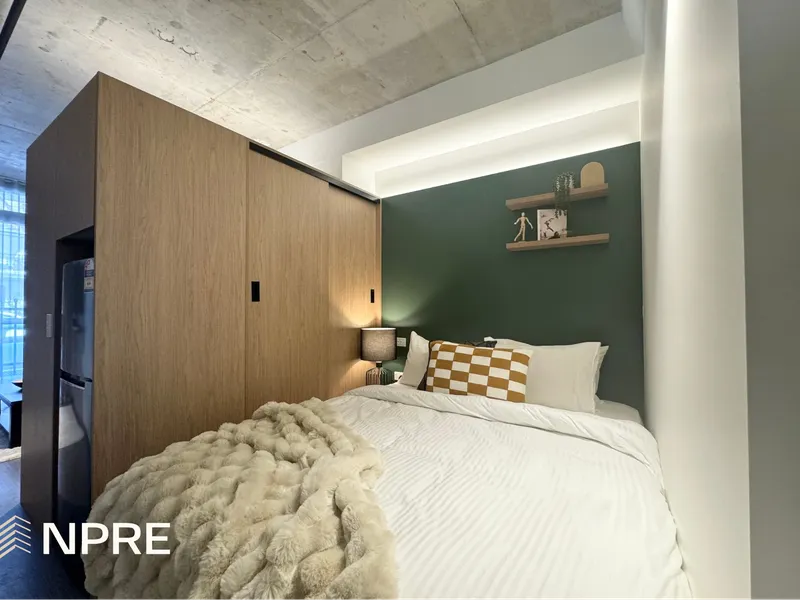 STUNNING STUDIO APPARTMENT!
