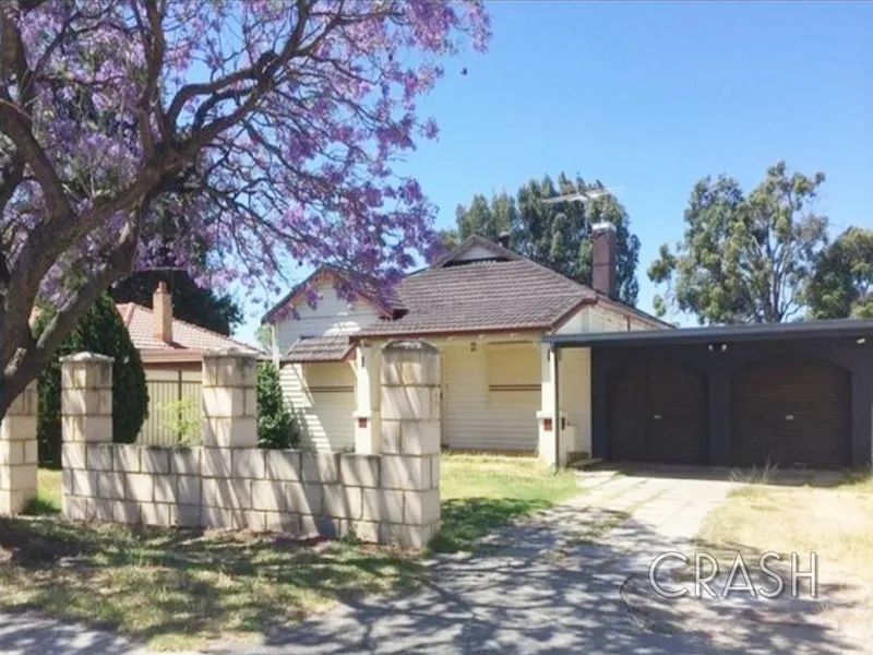 4x2 Character Home in Gosnells with Pool.