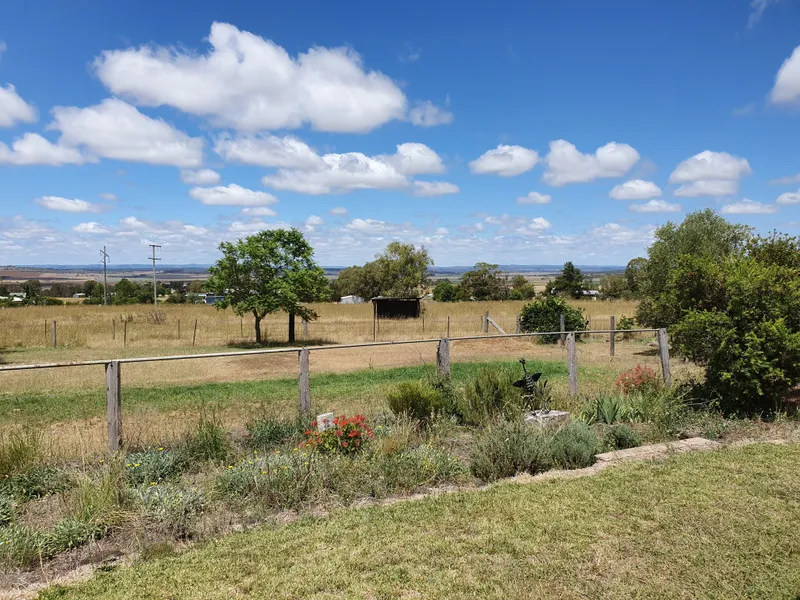 COMPLETE LIFESTYLE PROPERTY