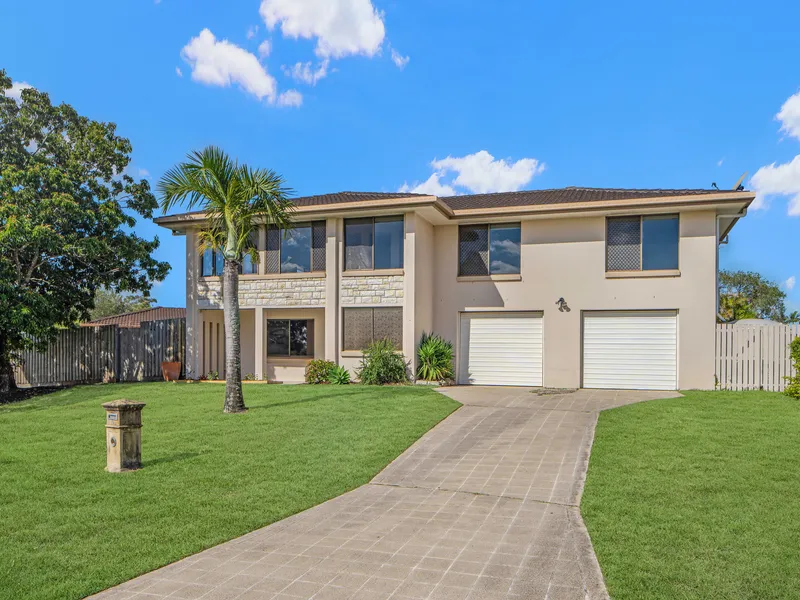 Dual Living Air-Conditioned Home with Pool!