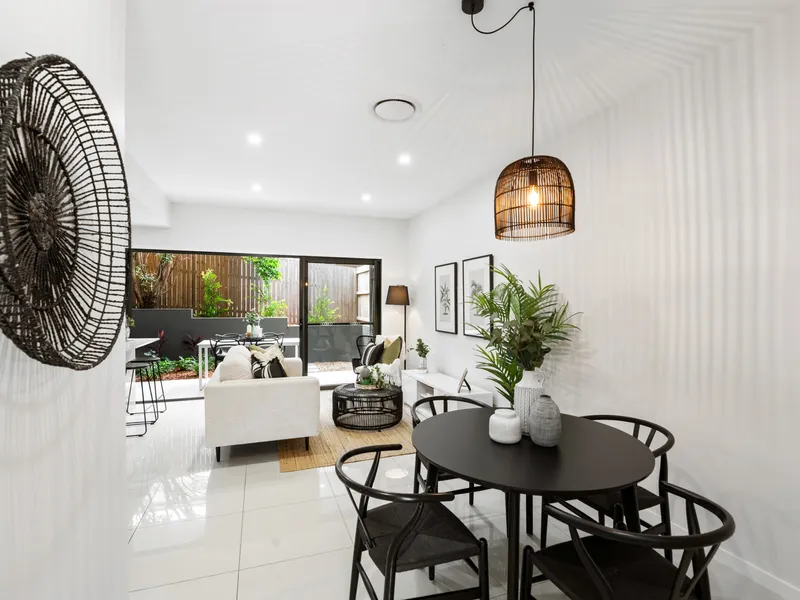 Beautiful three-bedroom townhome with convenient location