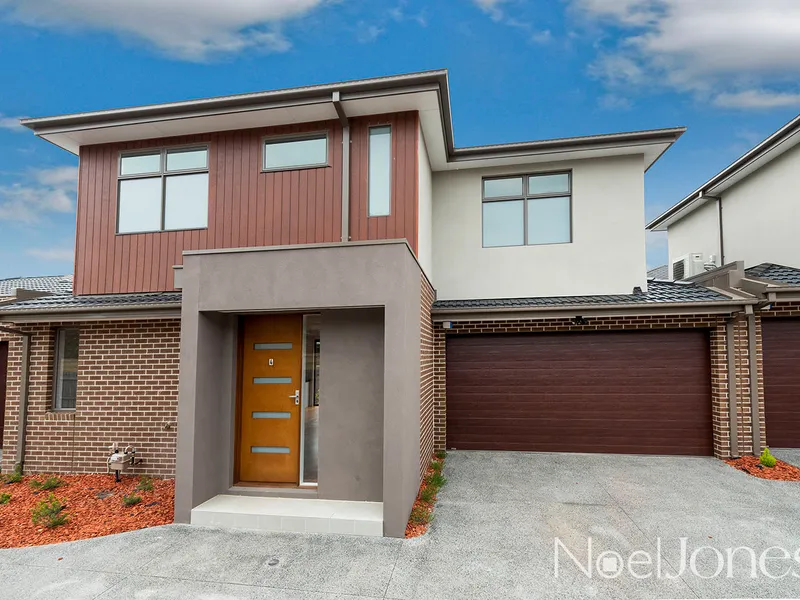 Superior quality brand new townhouse in Vermont Secondary Zone