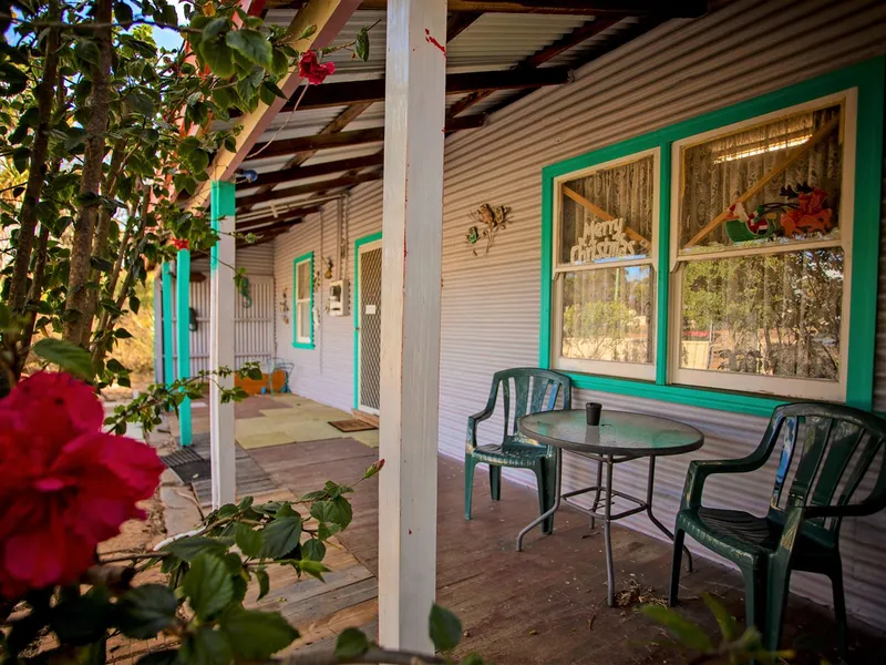 Acreage block on the edge of town