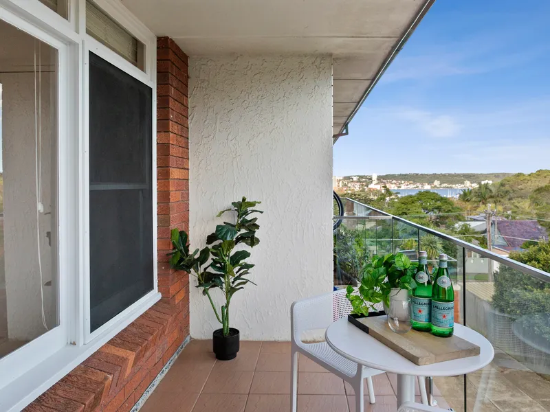 Harbour-View Retreat, Close To Lifestyle Options