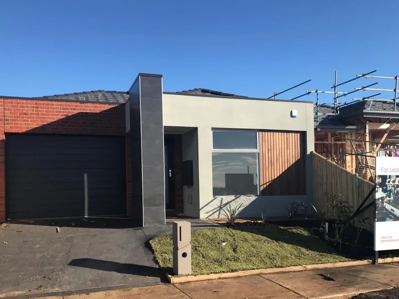 Brand-new three bed two bath stylish family home