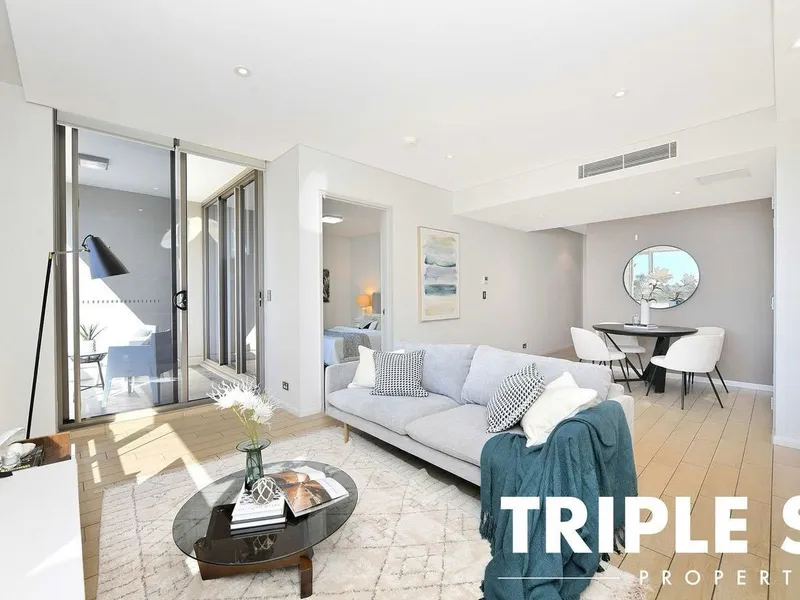 NORTH-EAST FACING & PRIVACY | ONE BEDROOM | 1 CAR SPACE+STORAGE | PERFECT FOR FIRST HOME BUYER OR INVESTOR | LOCATED IN THE HEART OF MACQUARIE PARK