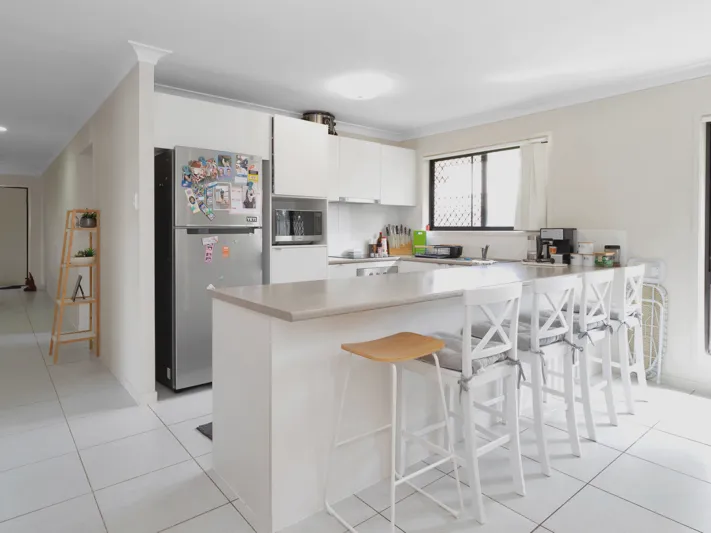 Immaculately Presented Modern Home