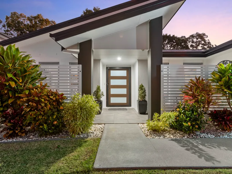 Immaculate, Modern & Serene living