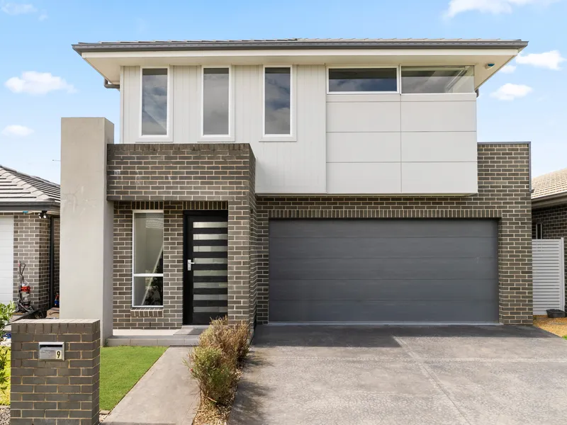 BEAUTIFUL FAMILY HOME!