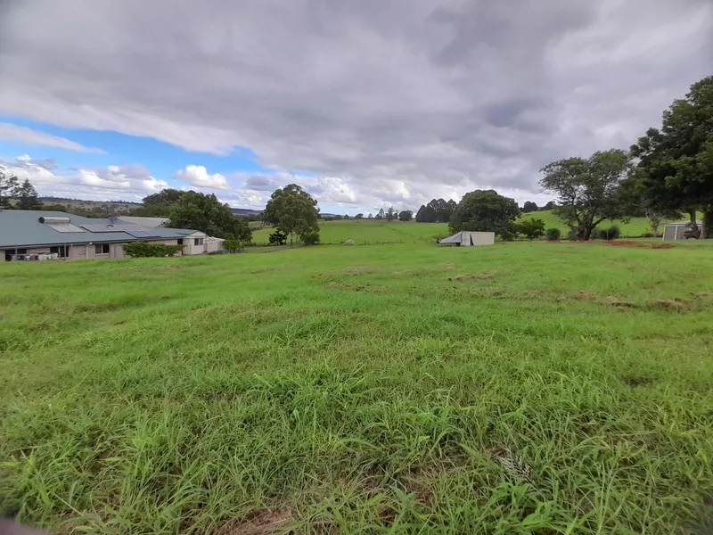 4,079sqm property in Yarraman
