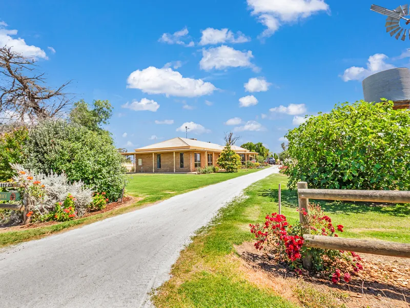 RURAL LIFESTYLE LIVING ON APPROX. 6 ACRES
