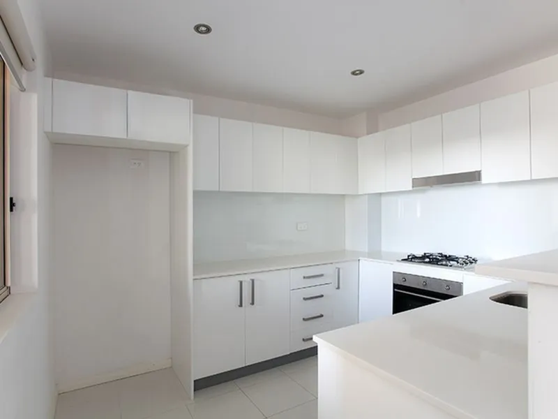 Modern Beachside Apartment