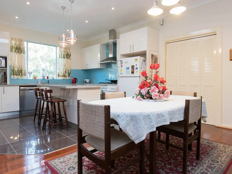 ROOMS FOR RENT  - ALL BILLS INCLUDED