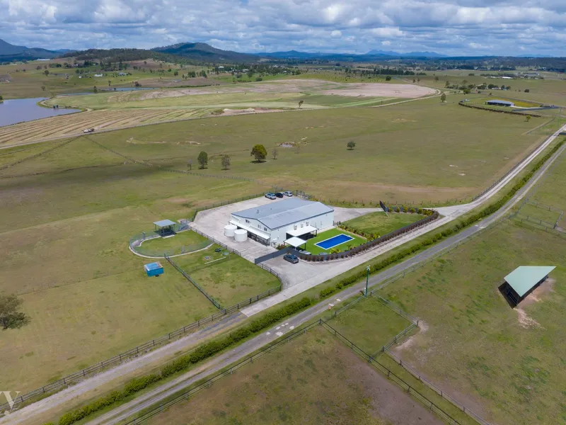 Tranquil & Charming Country Lifestyle - Must Be Sold!