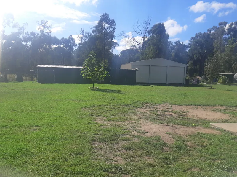 LARGE MODERN HOME ON APPROX 25 ACRES