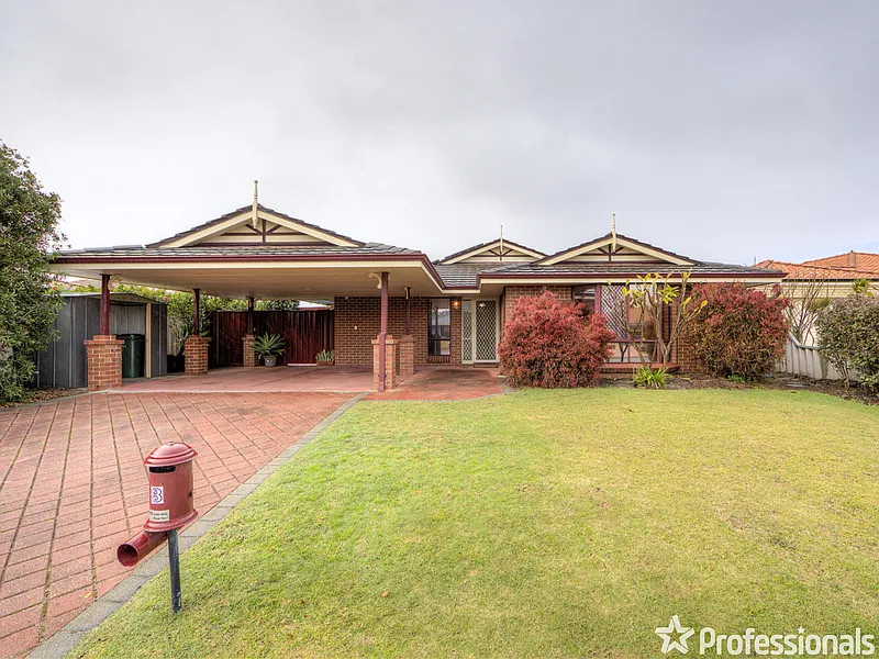 BEAUTIFUL FAMILY HOME NEAR SWAN RIVER!!!