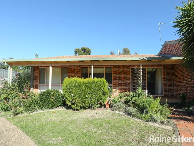 Large Two Bedroom Villa - Spacious & Secure!