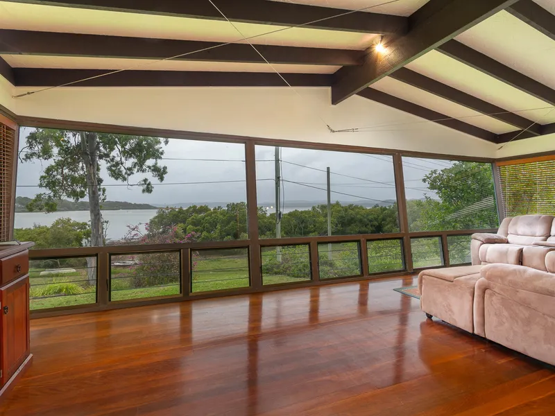 Water Views on Karragarra Island