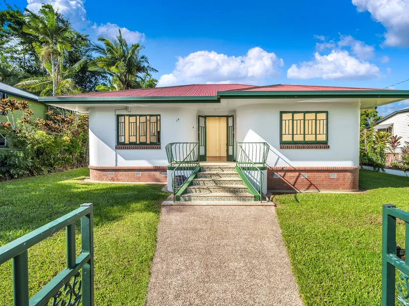 APPLY NOW - Refinished Executive Style Art Deco Property