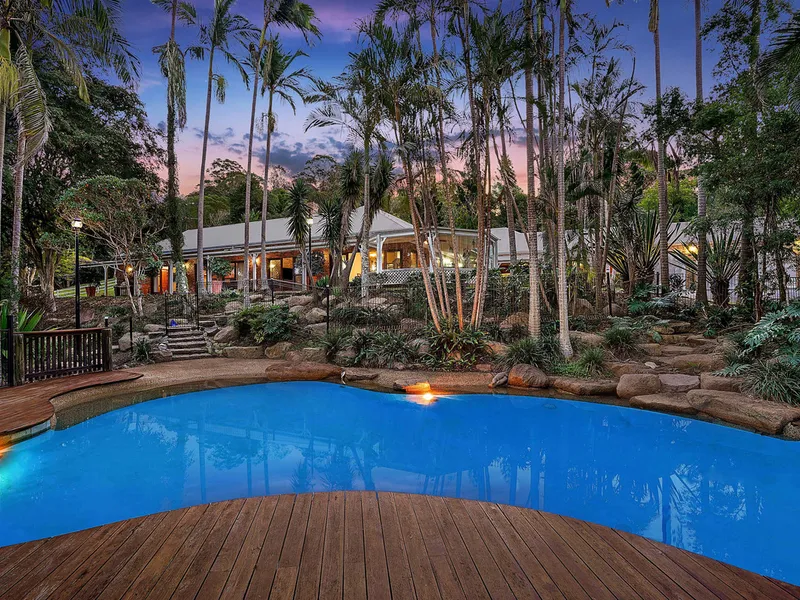 Large quality home on Acreage, Just add renovations