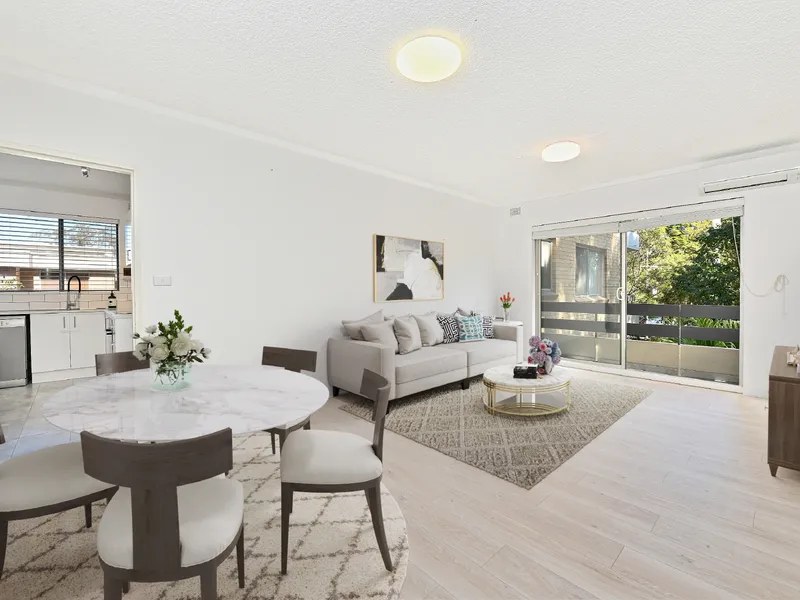 Recently Renovated,  2 Bedroom In The Heart Of Lane Cove 