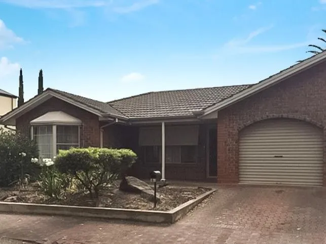 2 Bedroom homette close to the city