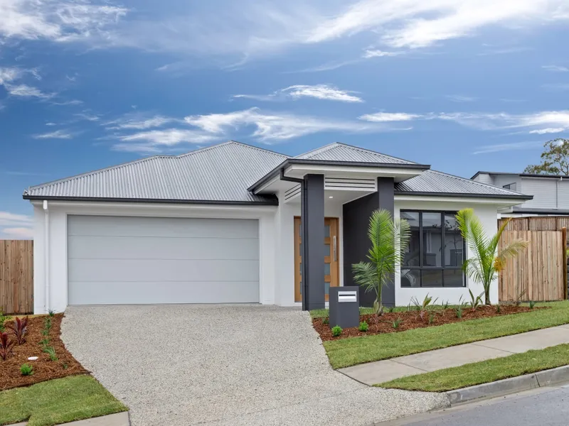 New 4 Bedroom Home in the heart of Windaroo.