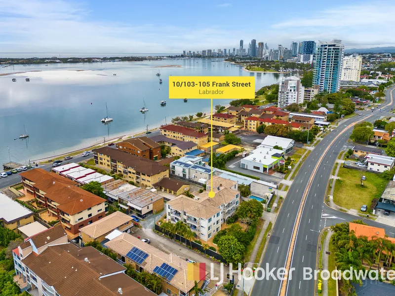 North Facing First Floor Apartment With Water Views!